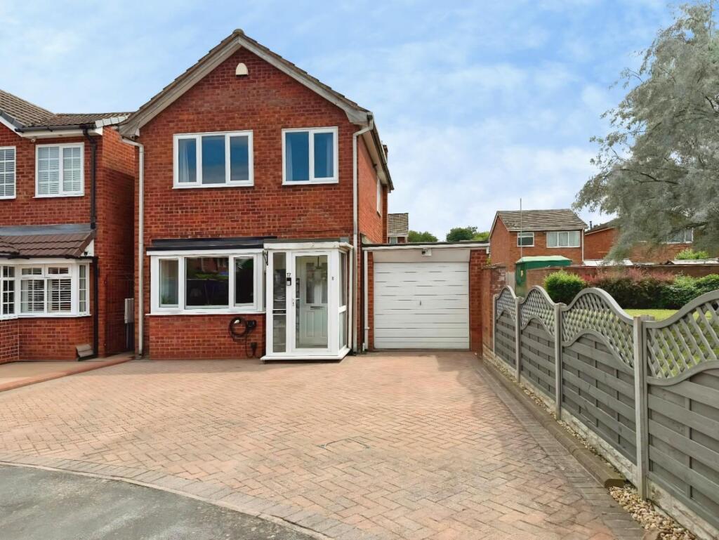 Main image of property: Rowan Close, Kingsbury, Tamworth