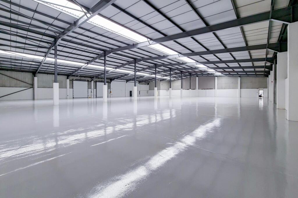 4-Warehouse_0.1-0.jpg
