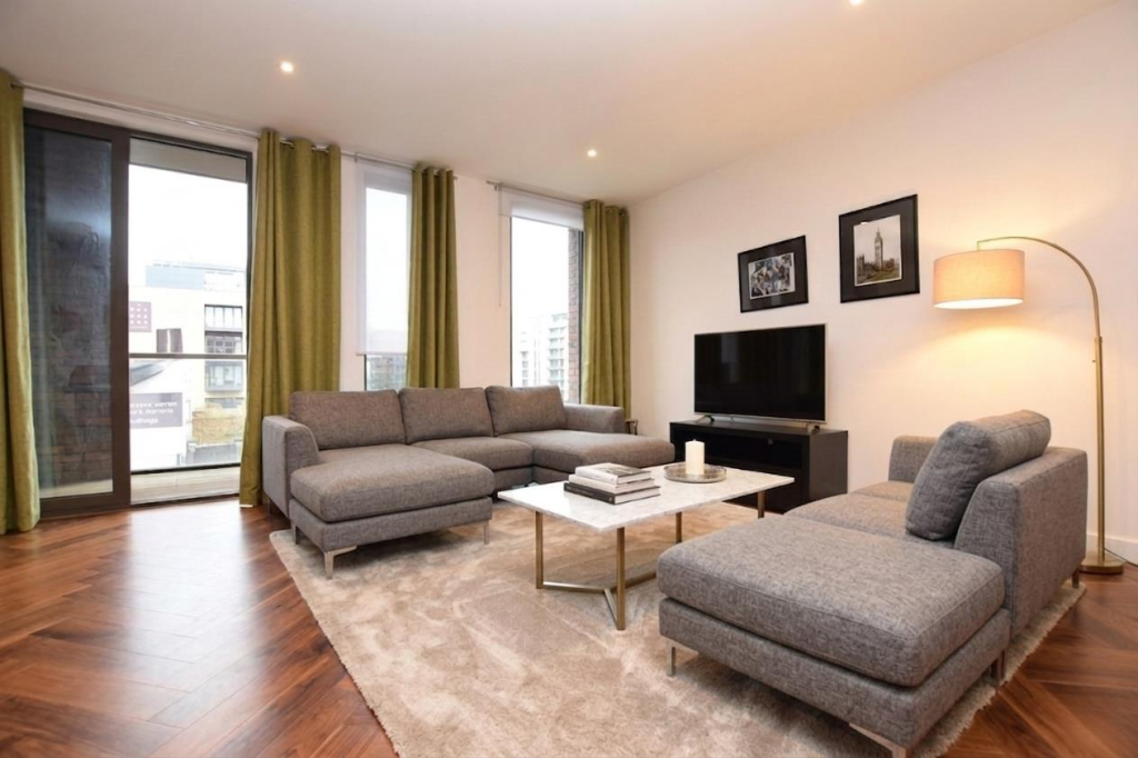 Main image of property: Embassy Gardens, Ambassador Building, SW11