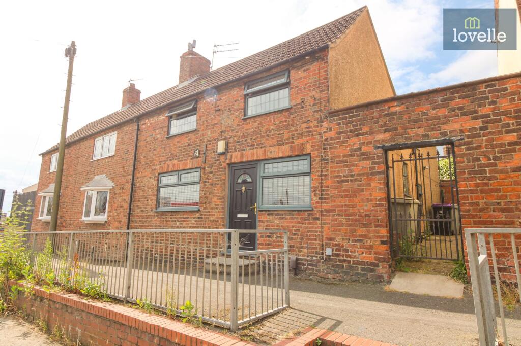 Main image of property: Newmarket, Louth, LN11
