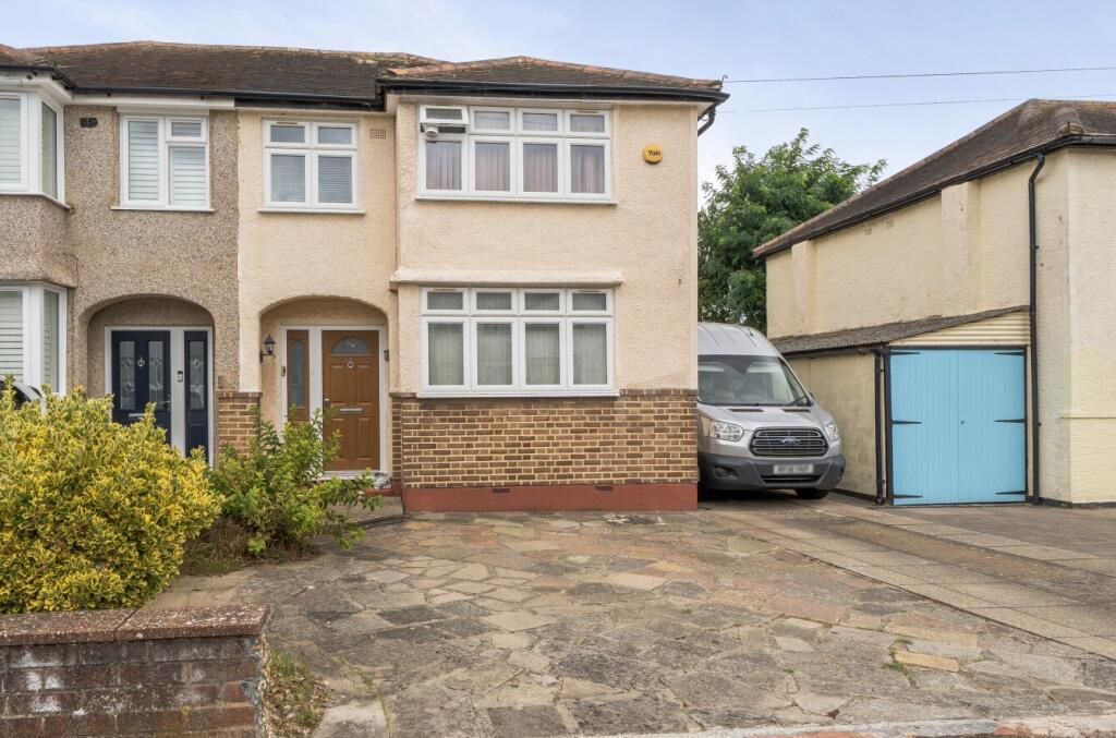 Main image of property: Parbury Rise, Chessington