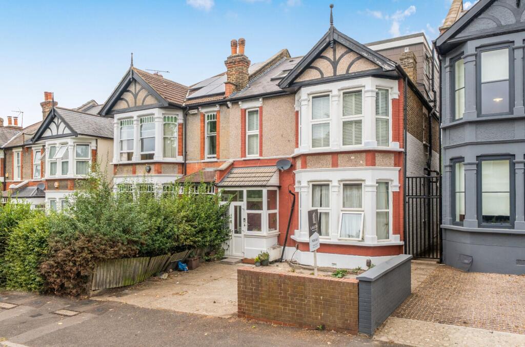 Main image of property: Upper Walthamstow Road, London, E17
