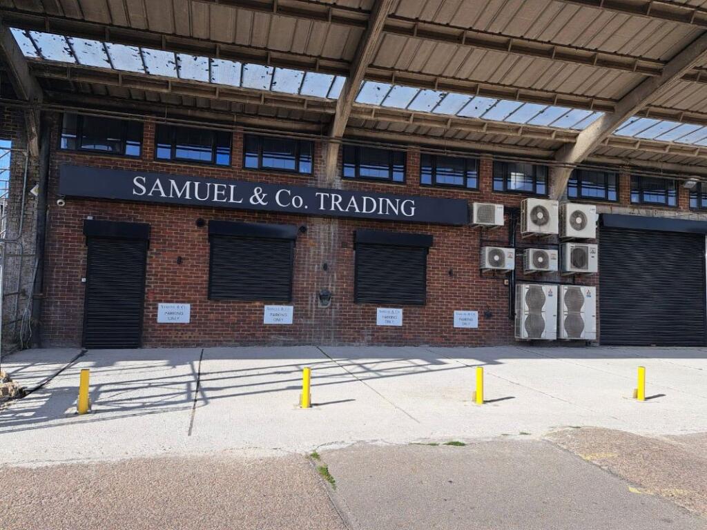 Main image of property: Unit 2 Langley Wharf, Railway Terrace, Kings Langley, Hertfordshire, WD4 8JE