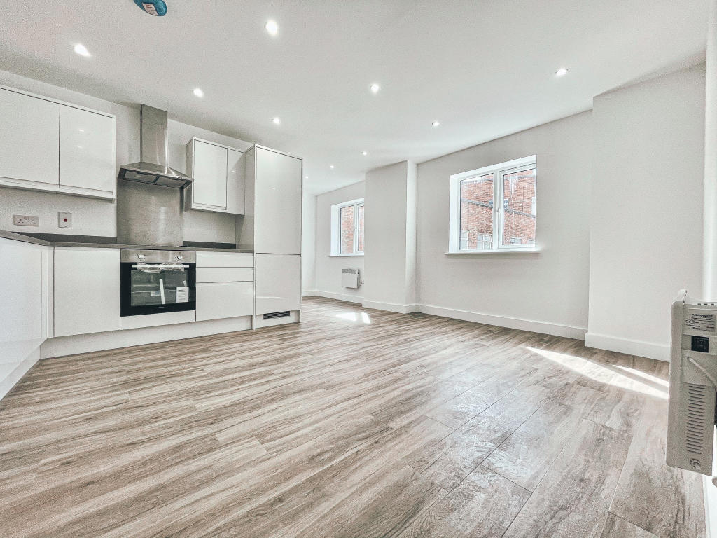 Main image of property: ***LUXURY APARTMENT***Church Arcade Bedford MK40