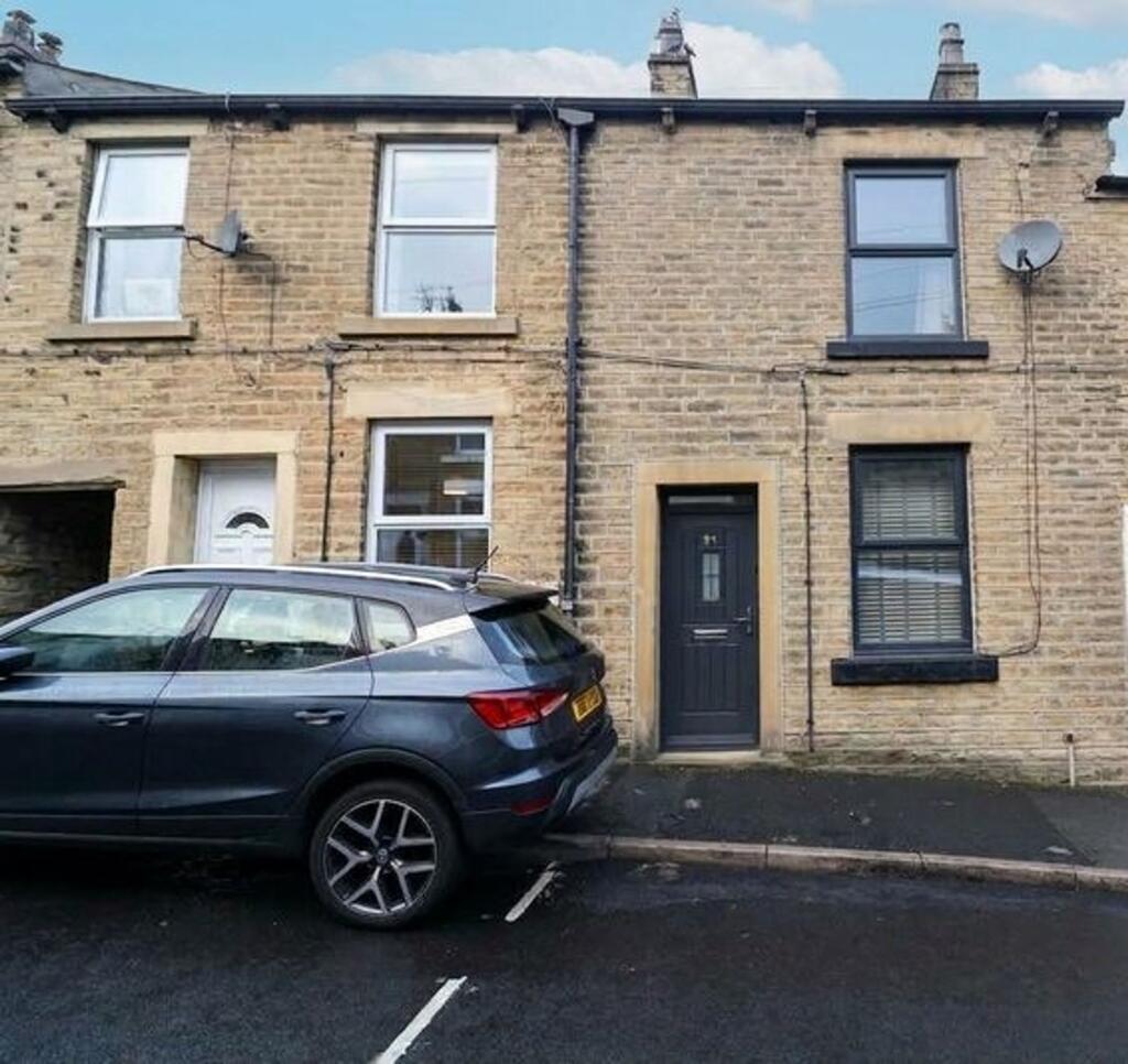 Main image of property: Queen Street, Glossop, SK13