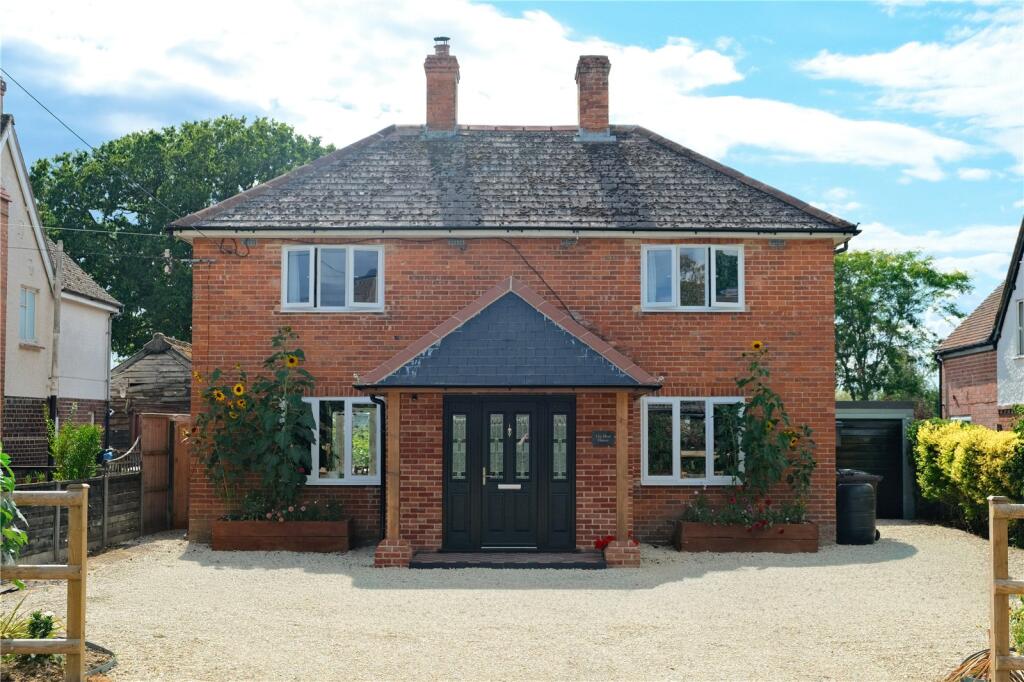 Main image of property: Baughurst Road, Baughurst, Tadley, Hampshire, RG26
