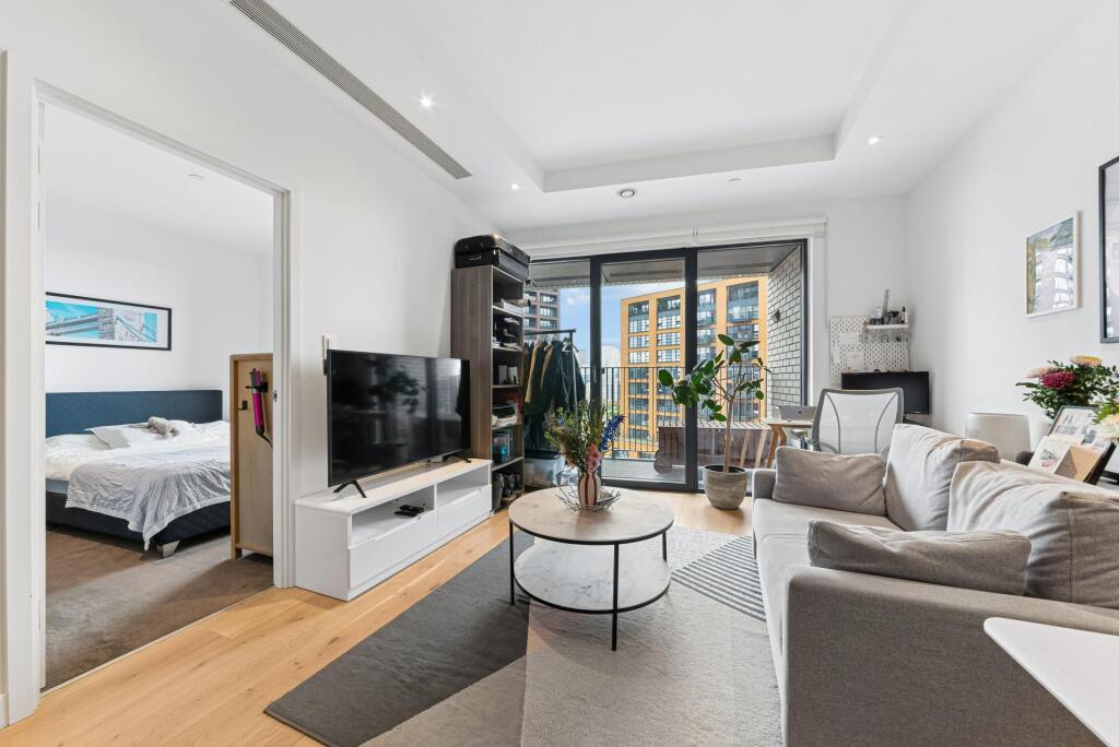 Main image of property: Corson House, City Island Way, E14