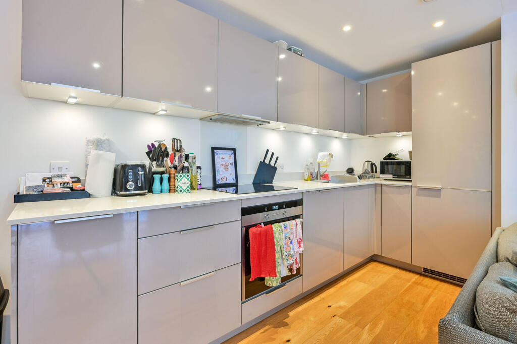 Main image of property: 117 Western Street, SE1, Southwark, London, SE1