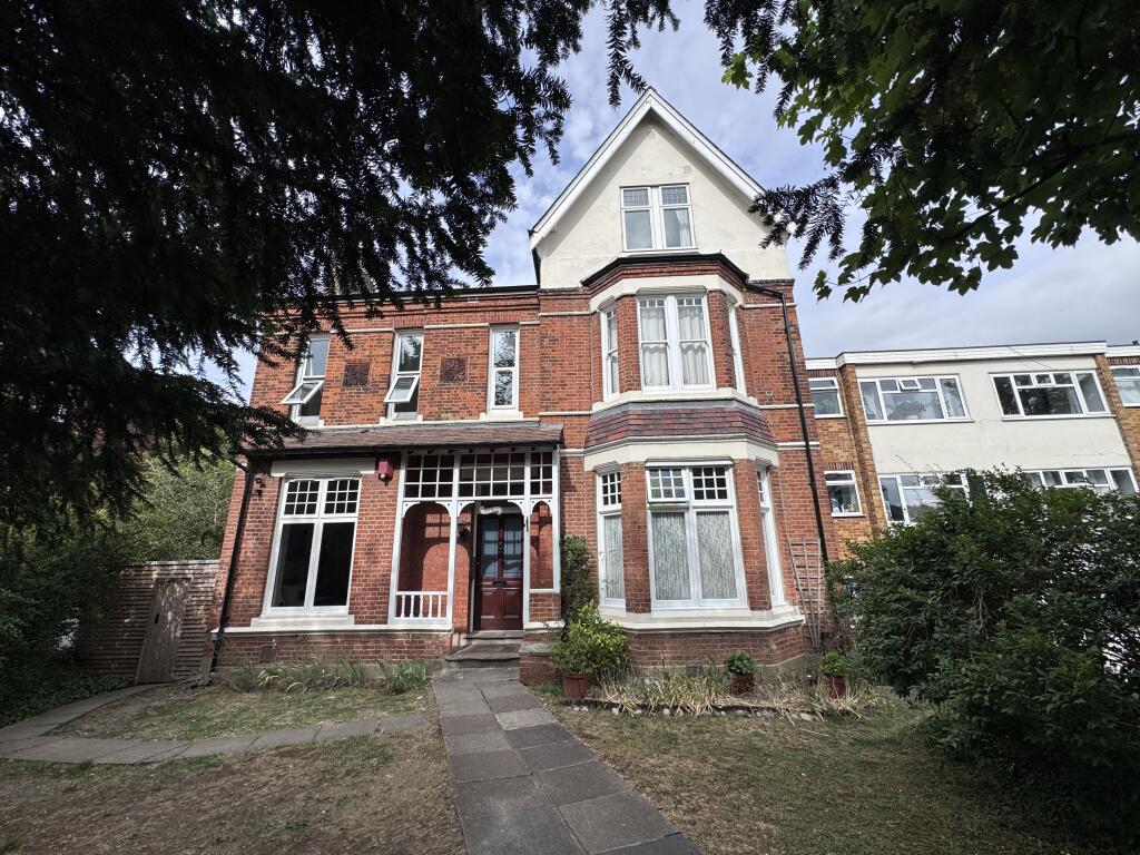 Main image of property: South Norwood Hill, South Norwood, Croydon, London