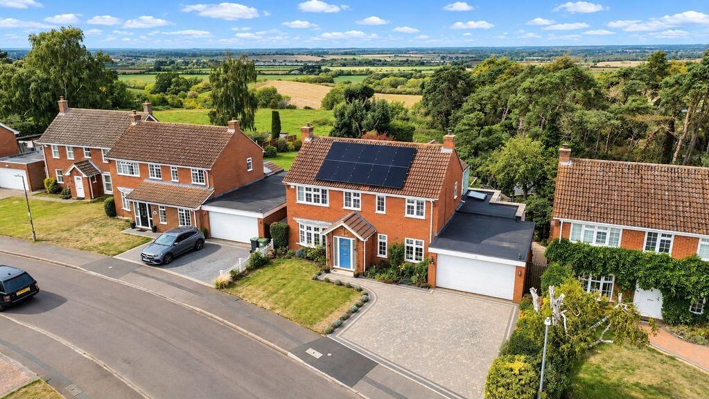 Main image of property: Warden Hill, Everton, SG19