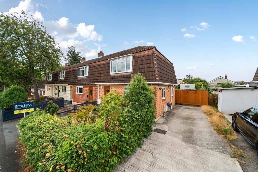 Main image of property: Sharps Crest, Heathfield, Newton Abbot, Devon