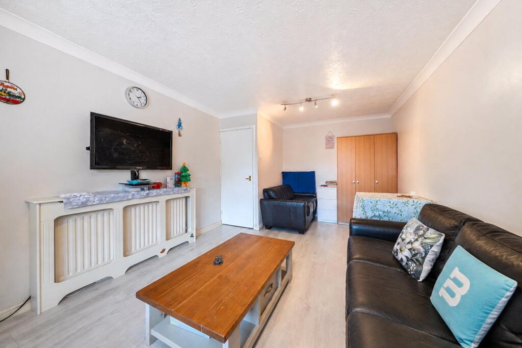 Main image of property: Angles Road, London, SW16