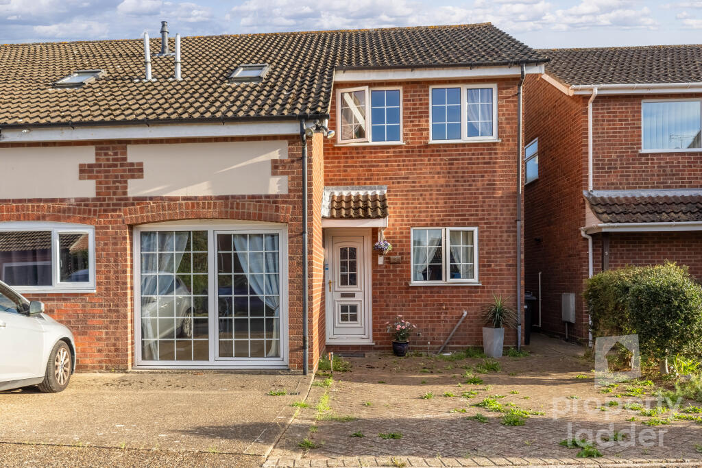 Main image of property: Sienna Mews, NR1