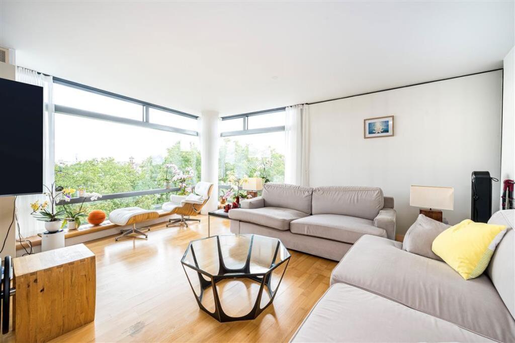 Main image of property: Albert Embankment, Albert Embankment