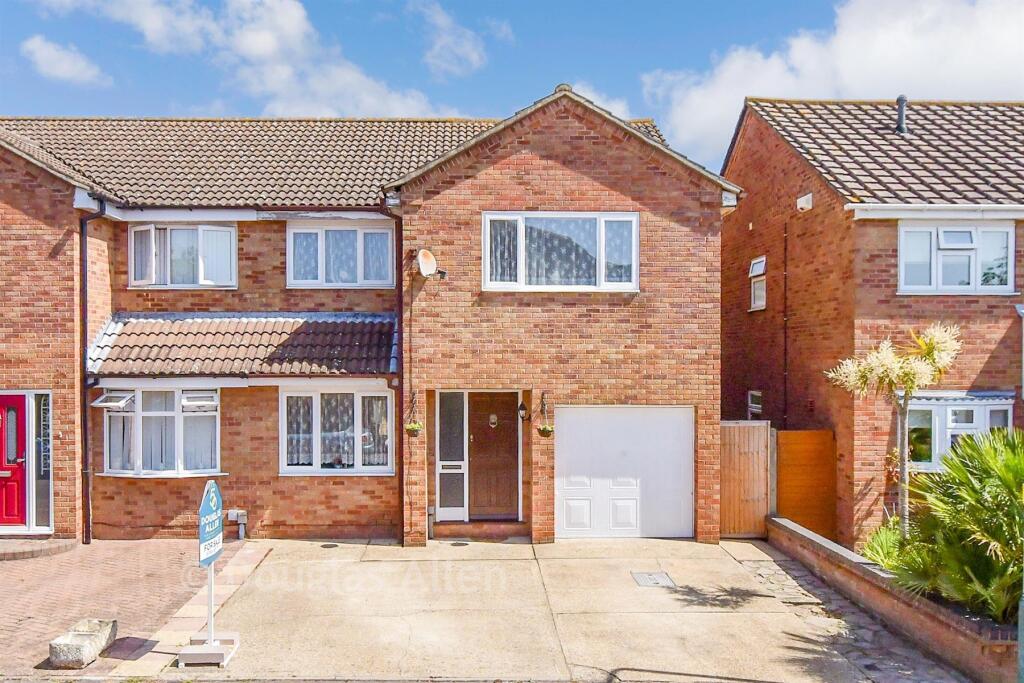 Main image of property: Ilfracombe Crescent, Hornchurch, Essex