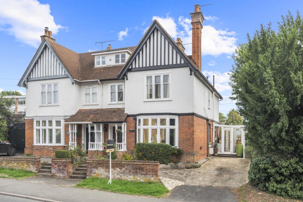 Main image of property: London Road, Sawbridgeworth, Hertfordshire, CM21