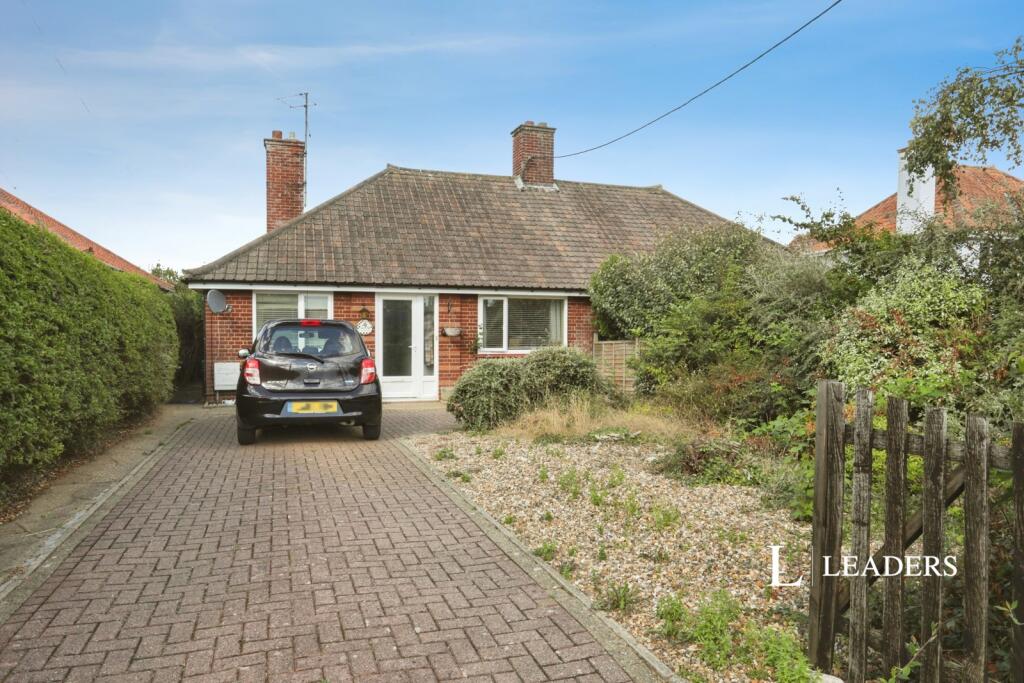 Main image of property: Saxmundham Road, Aldeburgh, IP15