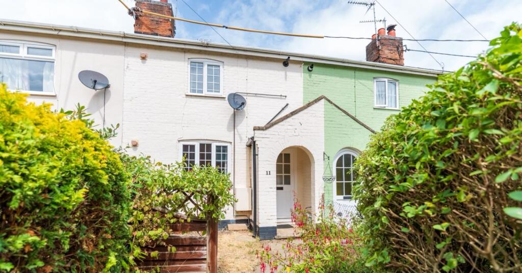 Main image of property: 11 Grove Road, Beccles, Suffolk, NR34 9RB