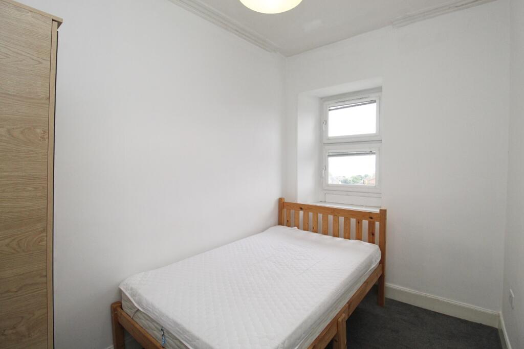 Main image of property: (Room 2) Perth Road, Dundee, DD1