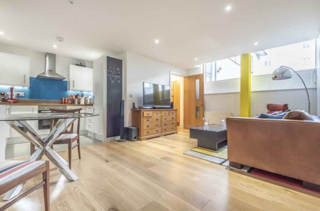 Main image of property: Houghton Square, Clapham North, London, SW9