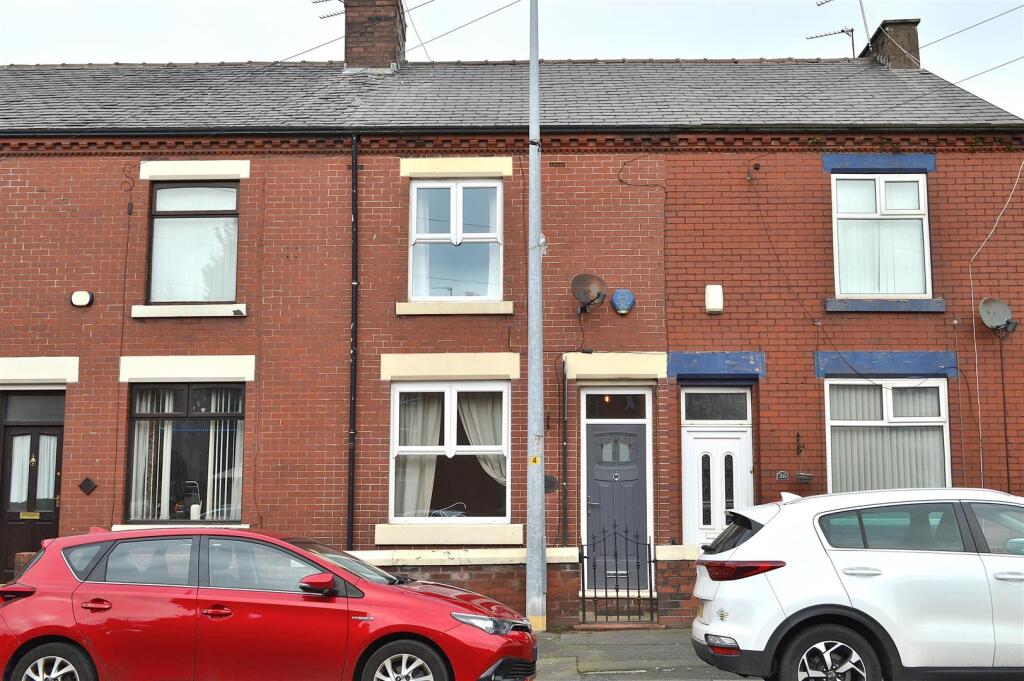 Main image of property: Whitegate Lane, Chadderton, Oldham