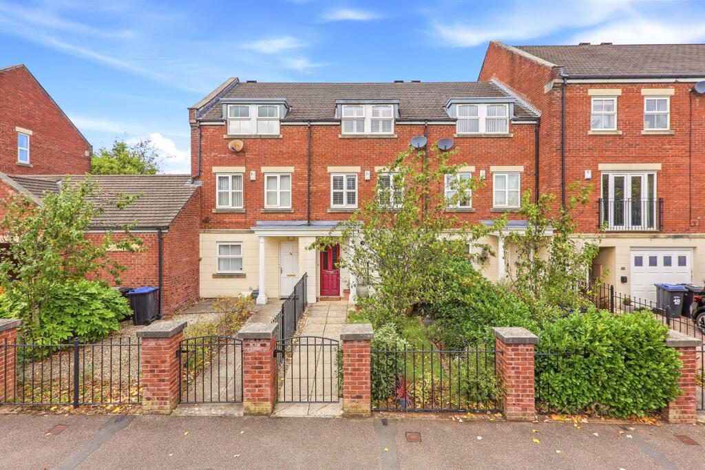 Main image of property: Hutton Gate, Harrogate, HG2