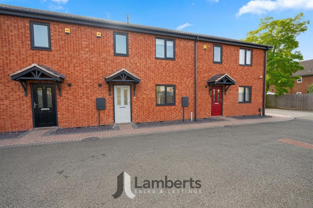 Main image of property: South Court, Alcester, B49