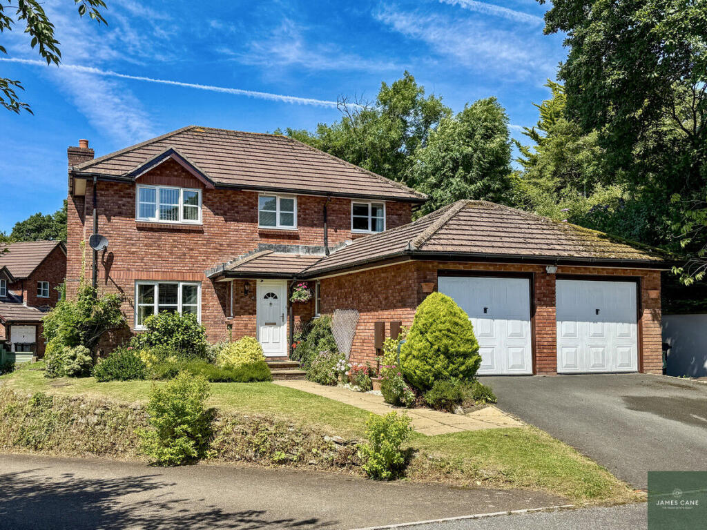 Main image of property: Penair Crescent, Truro, TR1