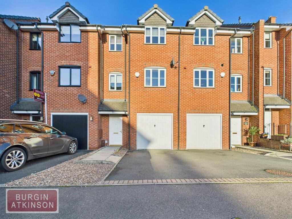 Main image of property: Waterfields, Retford