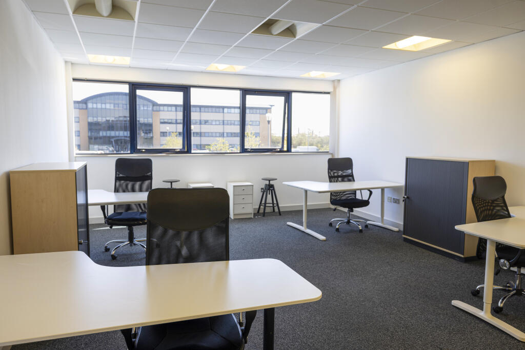 500 sqft office