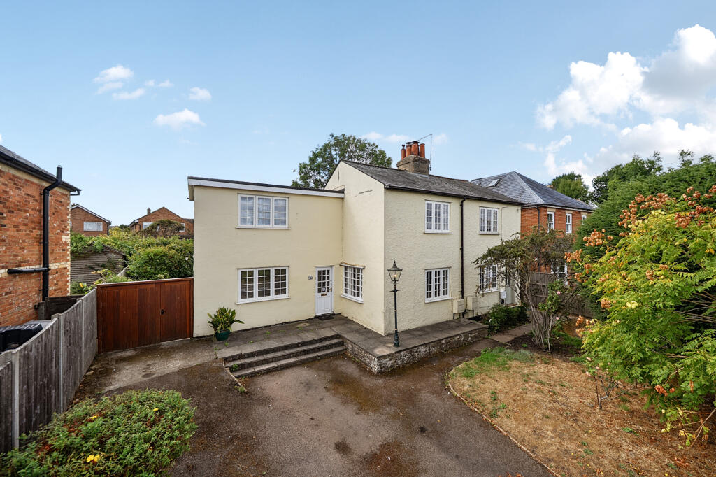 Main image of property: Mount Pleasant, Hertford, SG13