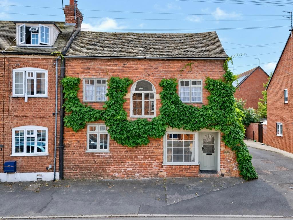 Main image of property: 55 Newlands, Pershore, Worcestershire, WR10 1BP