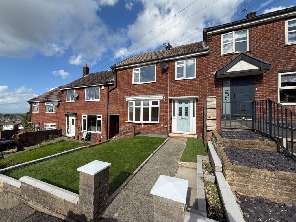 Main image of property: Alder Close, Dukinfield, SK16 5EY