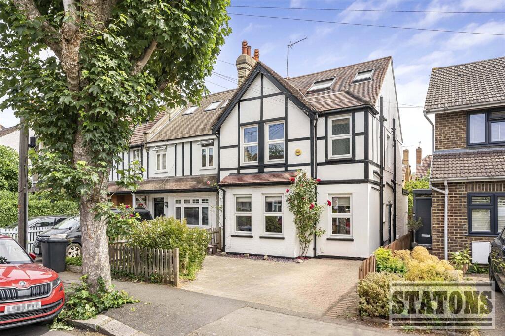 Main image of property: Shaftesbury Avenue, New Barnet, EN5
