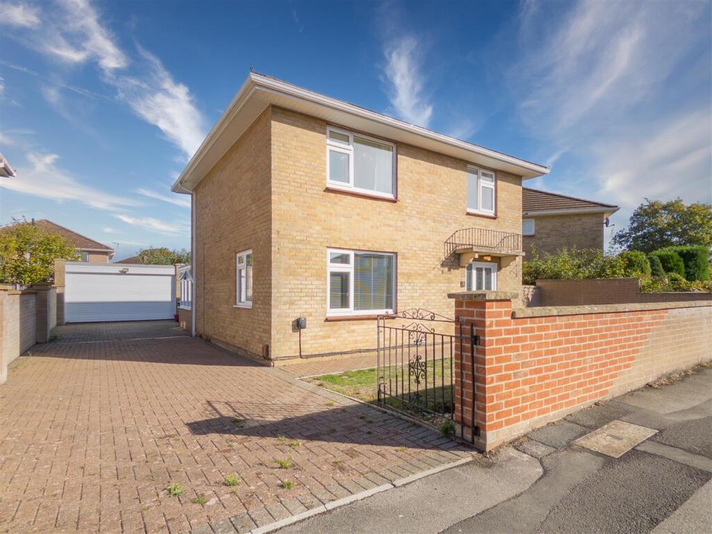 Main image of property: Mallard Close, Bowerhill