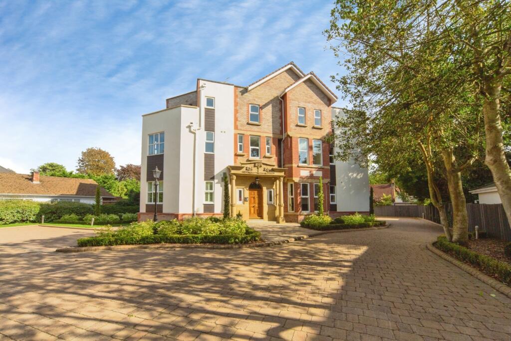Main image of property: Victoria Road, Formby, Liverpool, Merseyside, L37