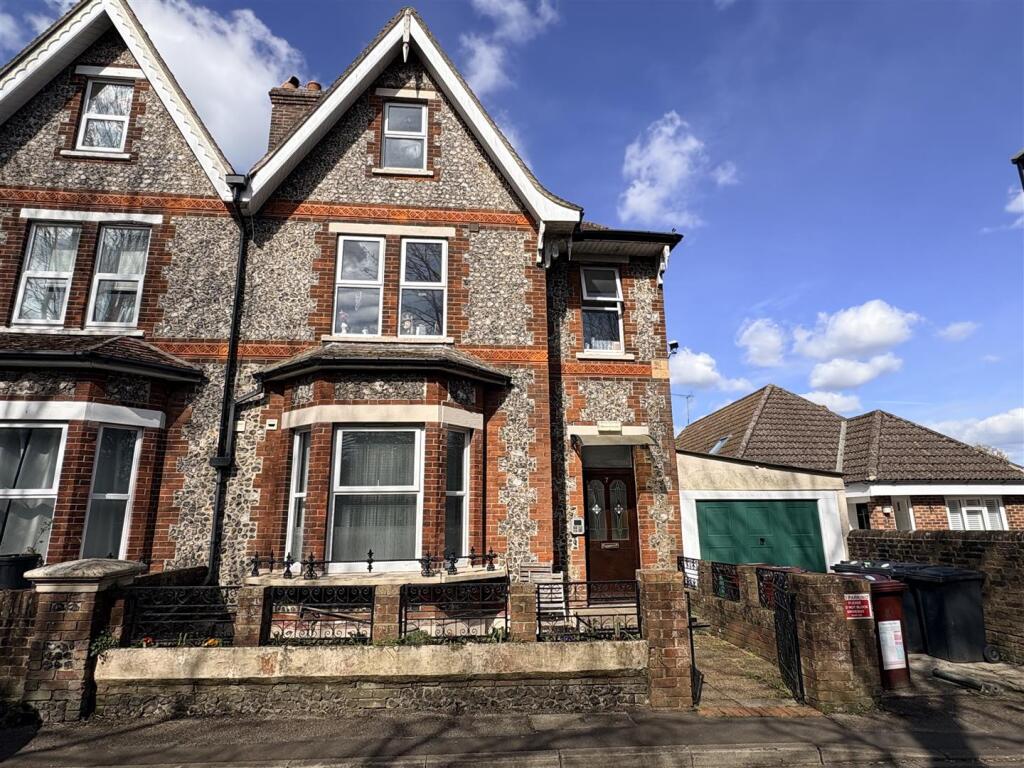 Main image of property: Ettrick Road, Chichester