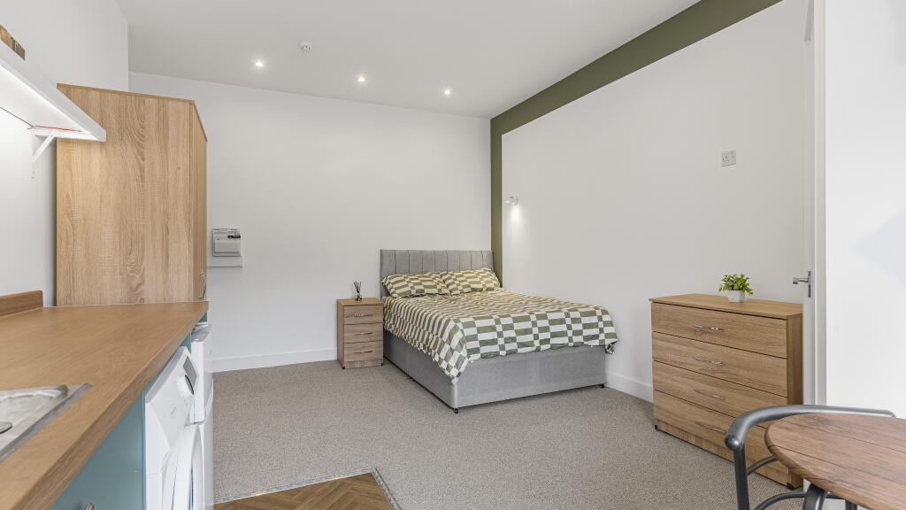 Main image of property: Park Road Moseley B13 8AB