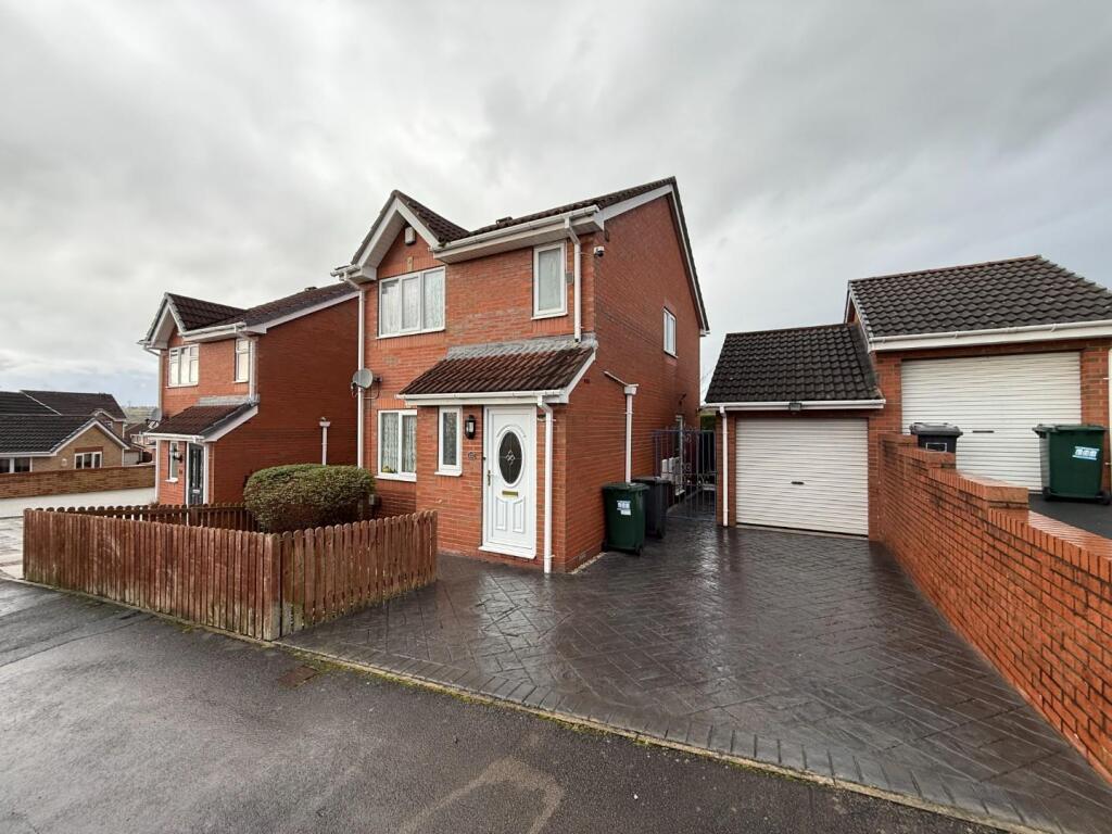 Main image of property: Spen View, Dewsbury Moor, Dewsbury