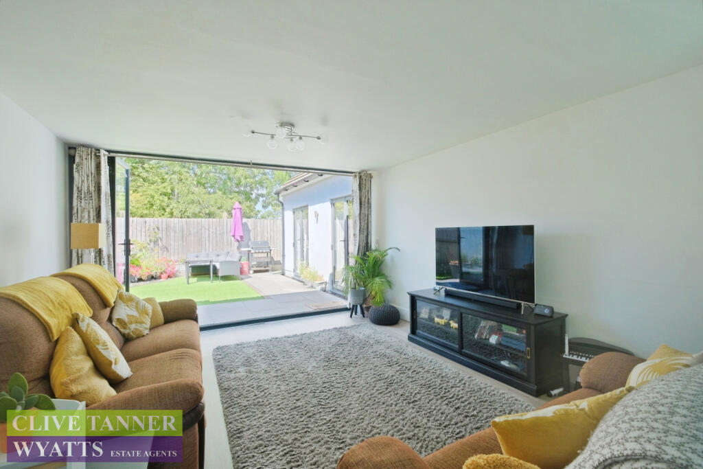 Main image of property: Sladepool Farm Road, Birmingham, West Midlands B14 5EE