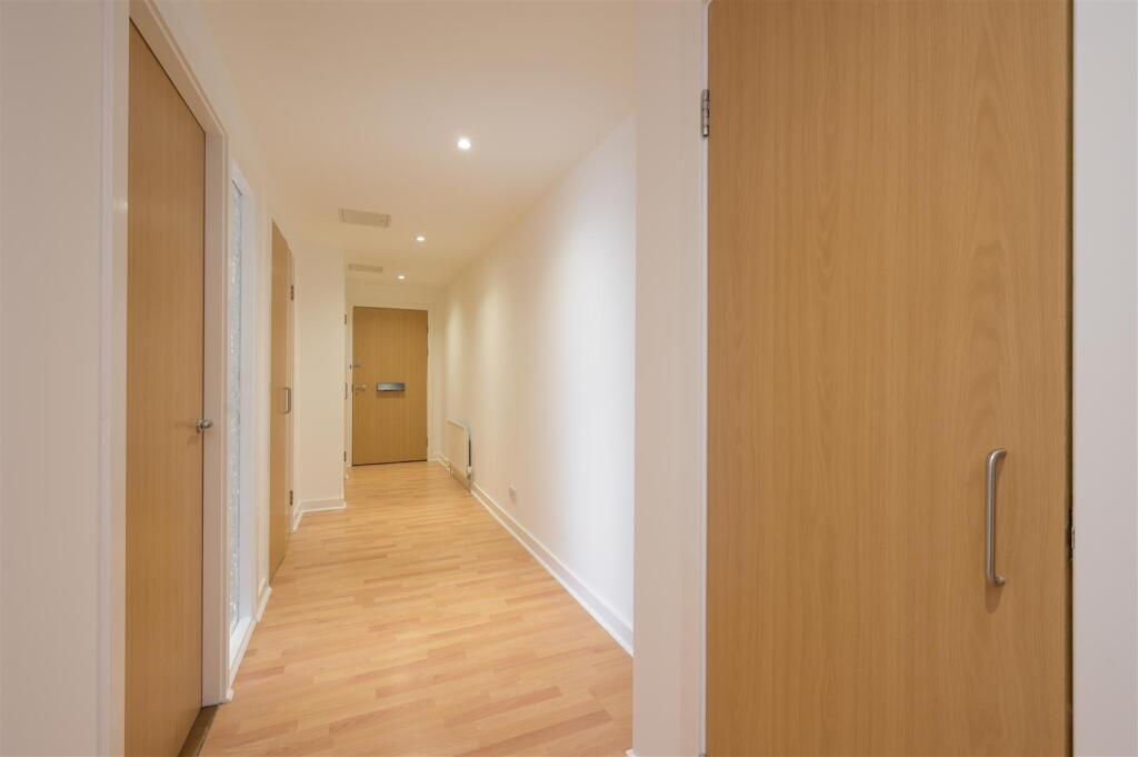 Main image of property: Western Harbour Midway, Edinburgh