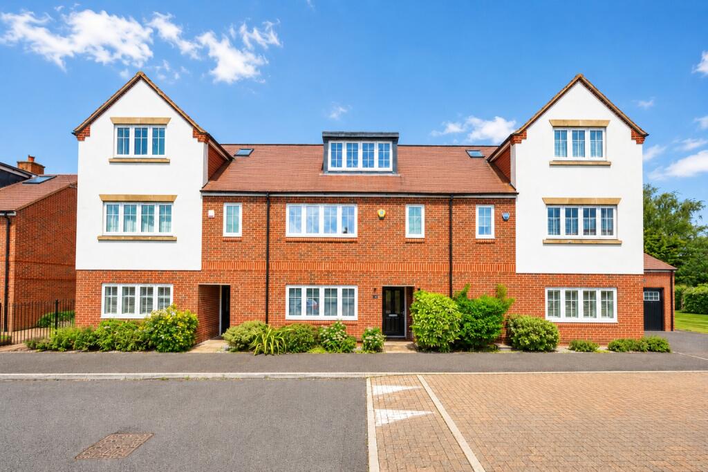 Main image of property: Mortimer Crescent, Kings Park, St. Albans, Hertfordshire, AL3