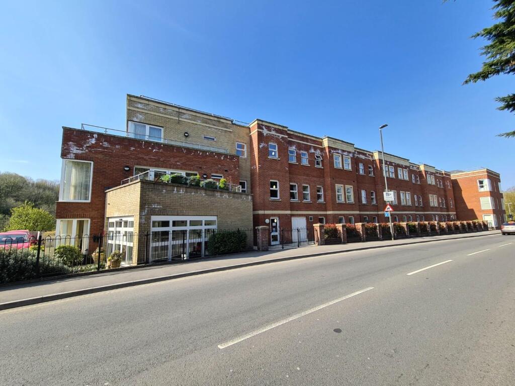 Main image of property: Cainscross Road, Stroud