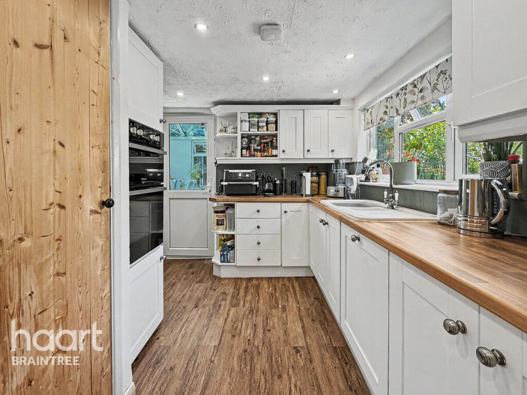 Main image of property: Panfield Lane, Braintree