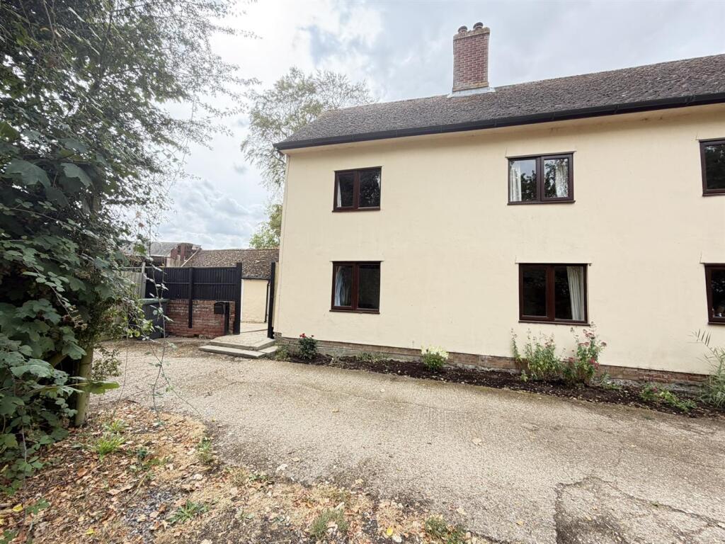 Main image of property: Southolt