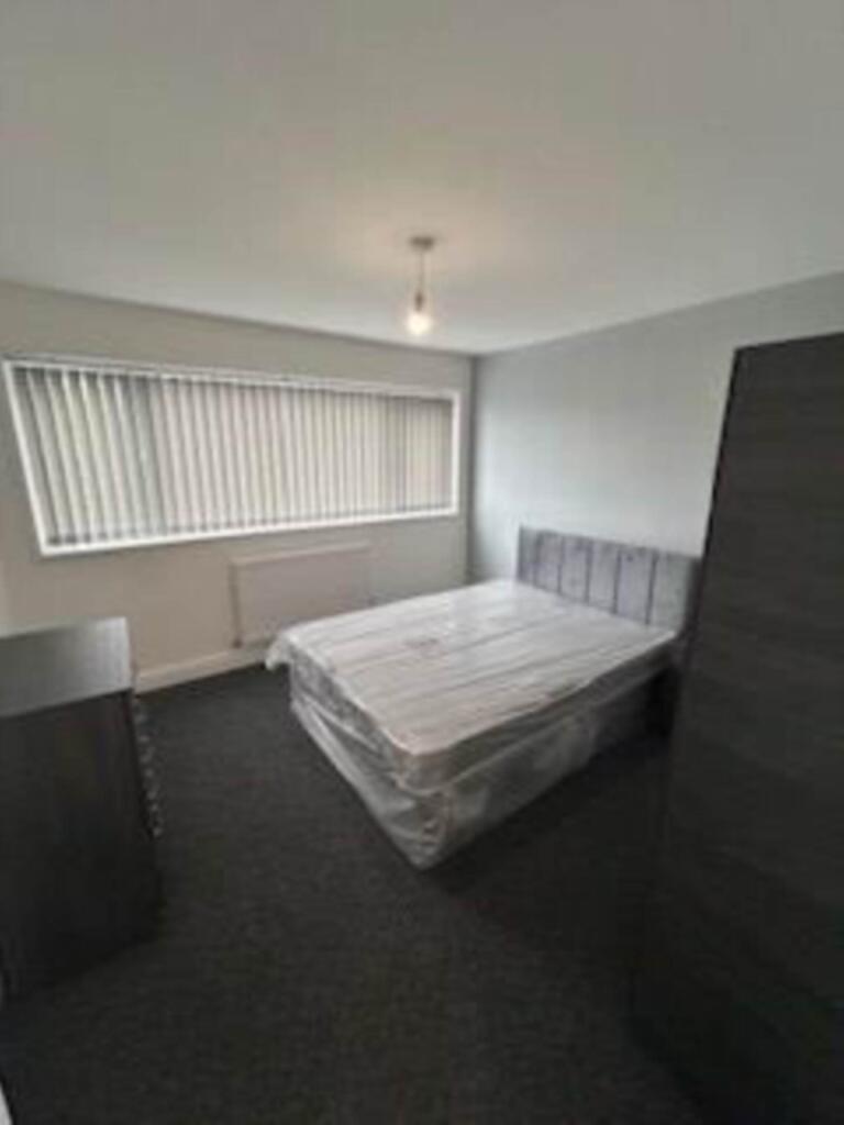 Main image of property: Handforth Lane, Runcorn