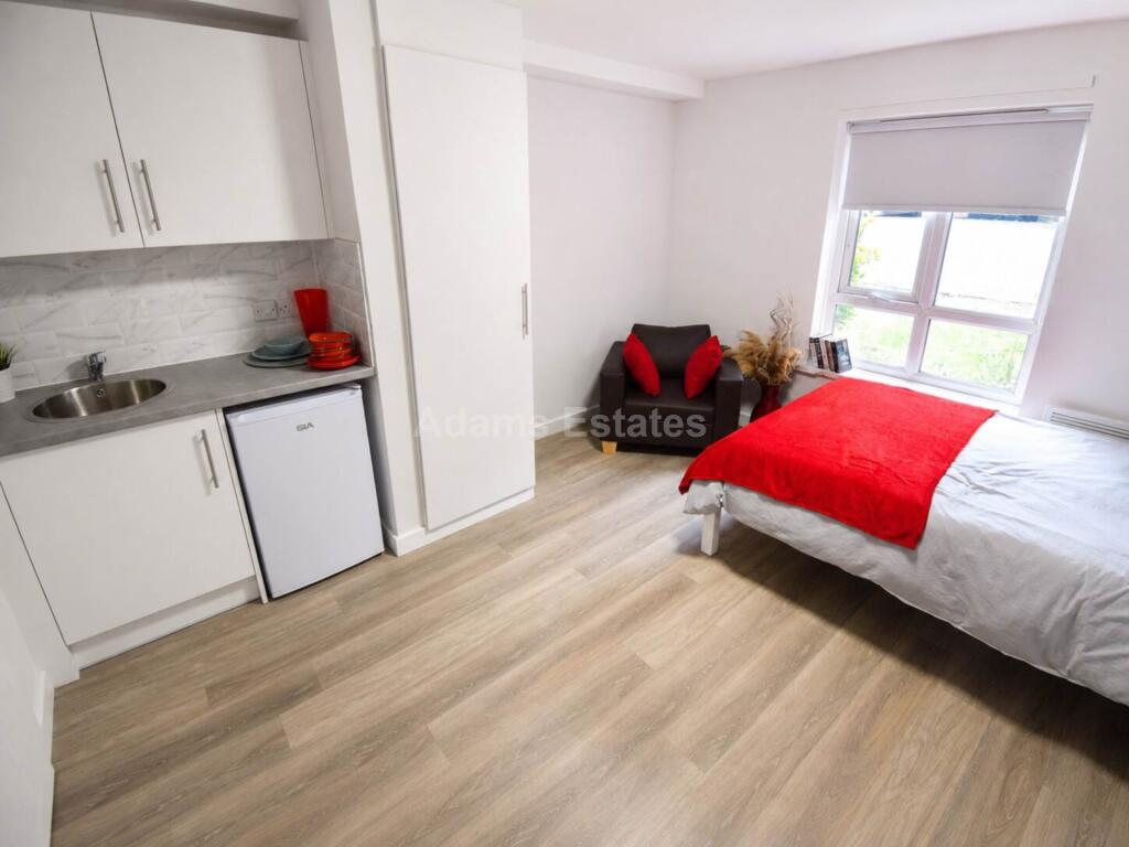 Main image of property: Hamble Court, Southampton Street, Reading