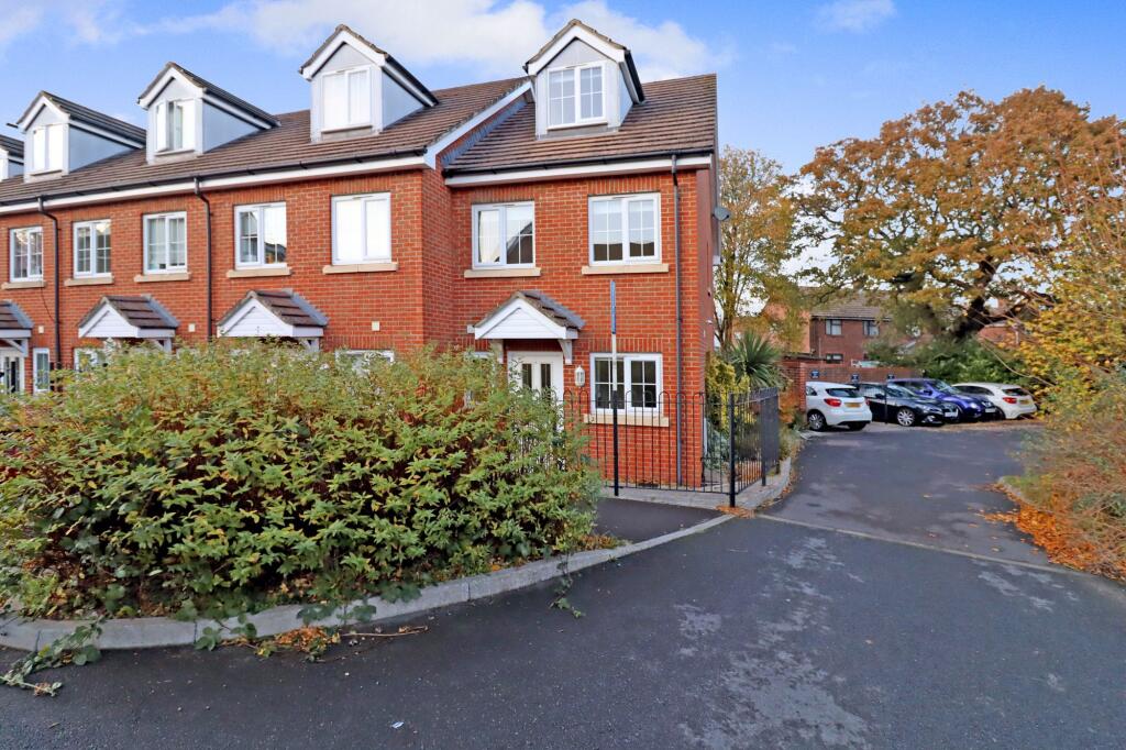 Main image of property: Hindmarch Crescent, Hedge End, SO30