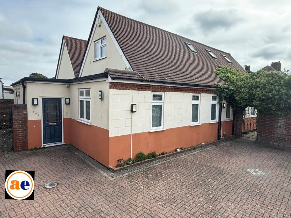 Main image of property: Bedonwell Road, London ** 3D FLOORPLAN AVAILABLE **