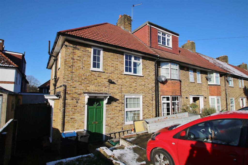 Main image of property: Cerne Road, Morden